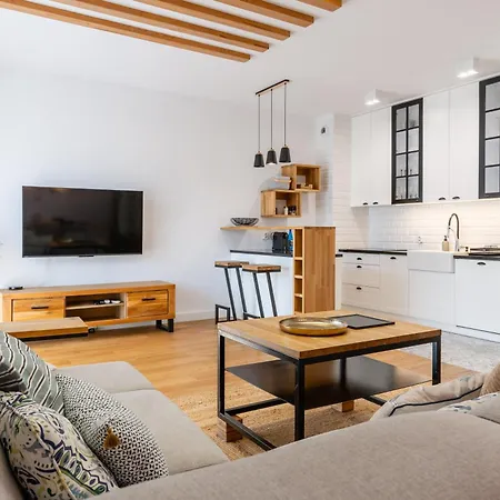 Marina Deluxe - Najwiekszy Na Marinie Widok Na Jezioro, Winda, 2 Balkony, Klima Appartamento