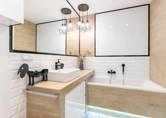 Marina Deluxe - Najwiekszy Na Marinie Widok Na Jezioro, Winda, 2 Balkony, Klima Apartment